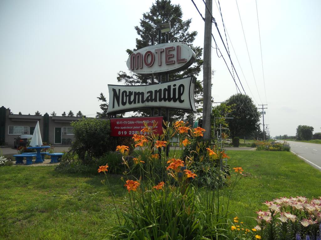 Motel Normandie Louiseville Ngoại thất bức ảnh