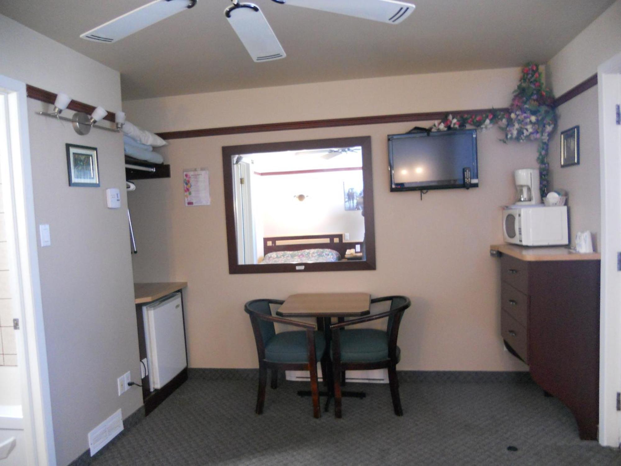 Motel Normandie Louiseville Ngoại thất bức ảnh