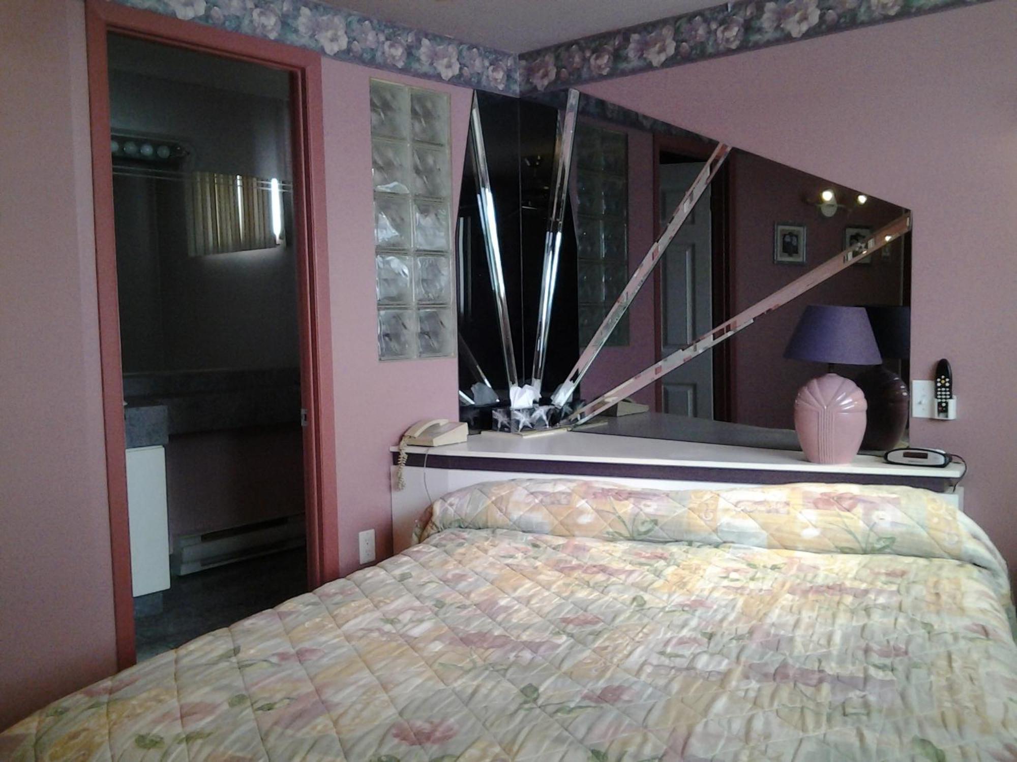 Motel Normandie Louiseville Phòng bức ảnh