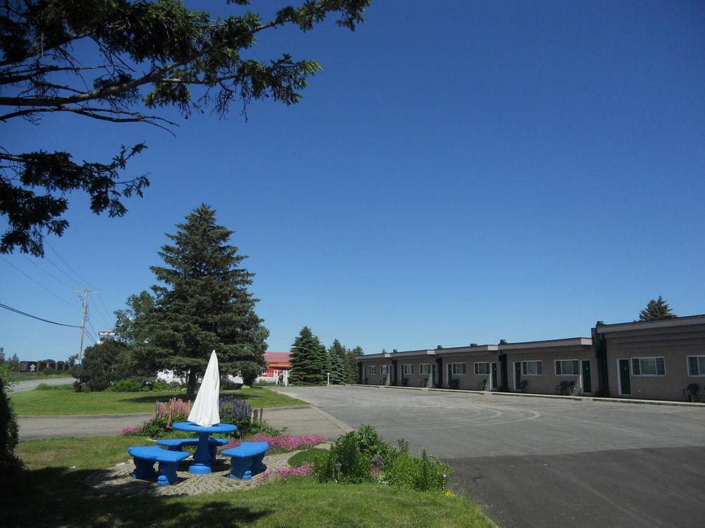 Motel Normandie Louiseville Ngoại thất bức ảnh
