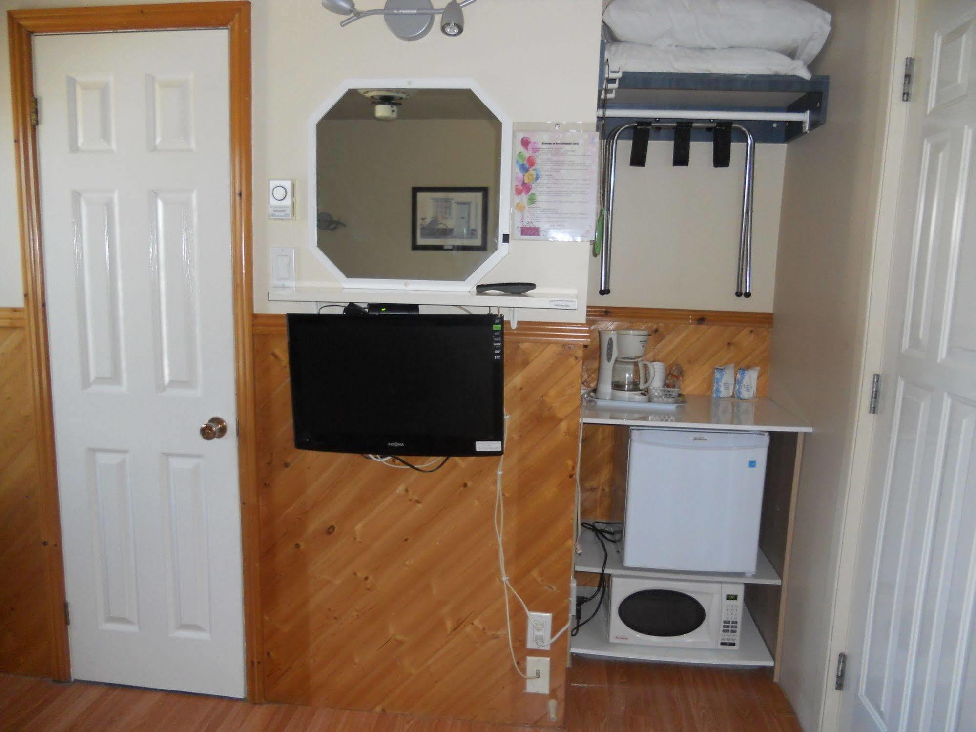 Motel Normandie Louiseville Ngoại thất bức ảnh