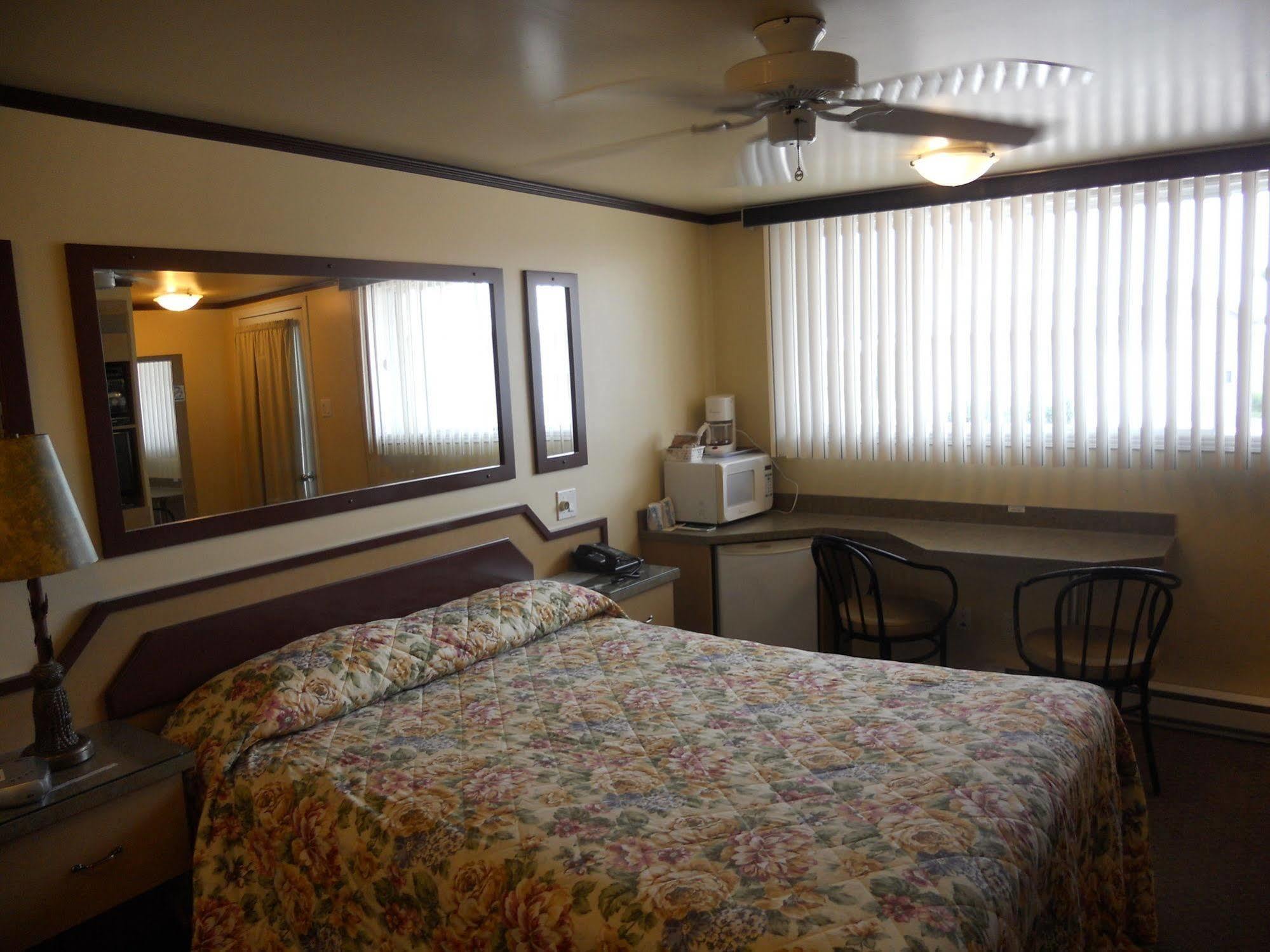 Motel Normandie Louiseville Ngoại thất bức ảnh